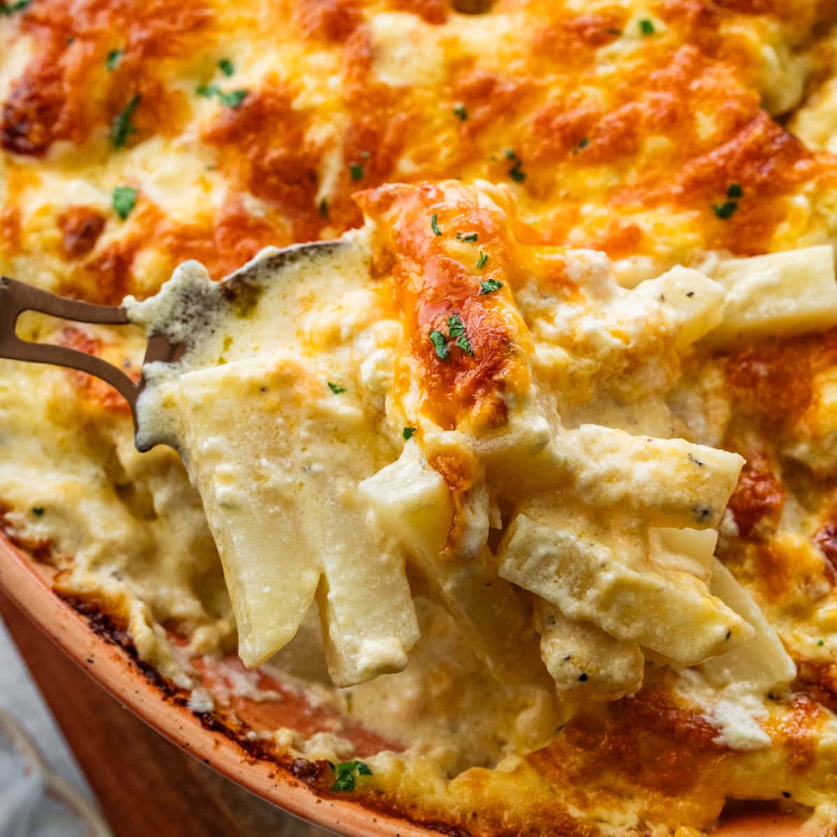 Grandma's Cheesy Potatoes: An Irresistibly Creamy Family Classic